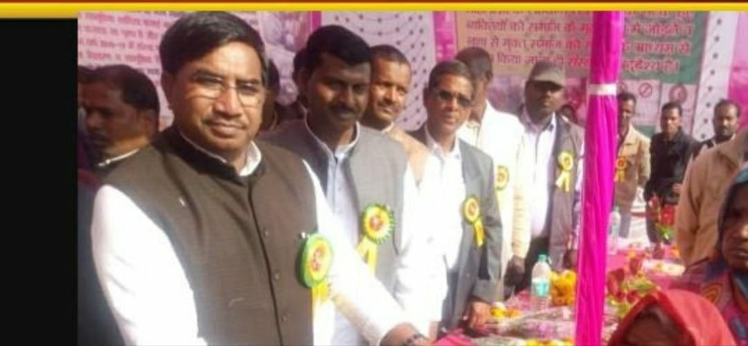 रामेश्वरम समाज सेवी संस्था के बैनर तले असहाय गरीबों को वितरित किया गया कंबल | New India Times