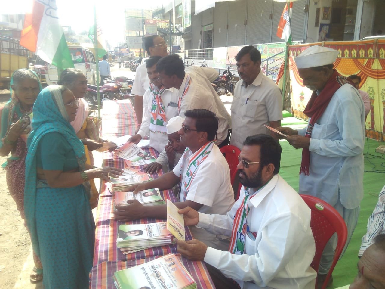महाराष्ट्र प्रदेश कांग्रेस कमेटी ने शुरू किया राज्यव्यापी जनसंपर्क अभियान | New India Times