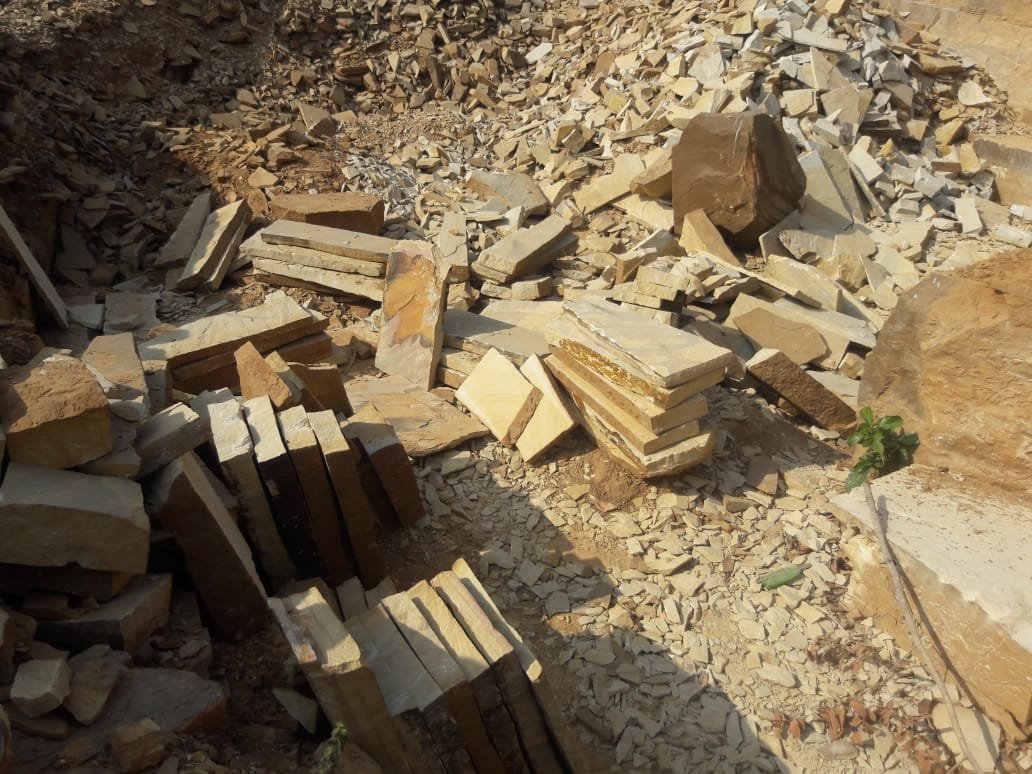 पुरुषोत्तम पुर बीट बना अवैध पत्थर खदानों का गढ़ | New India Times