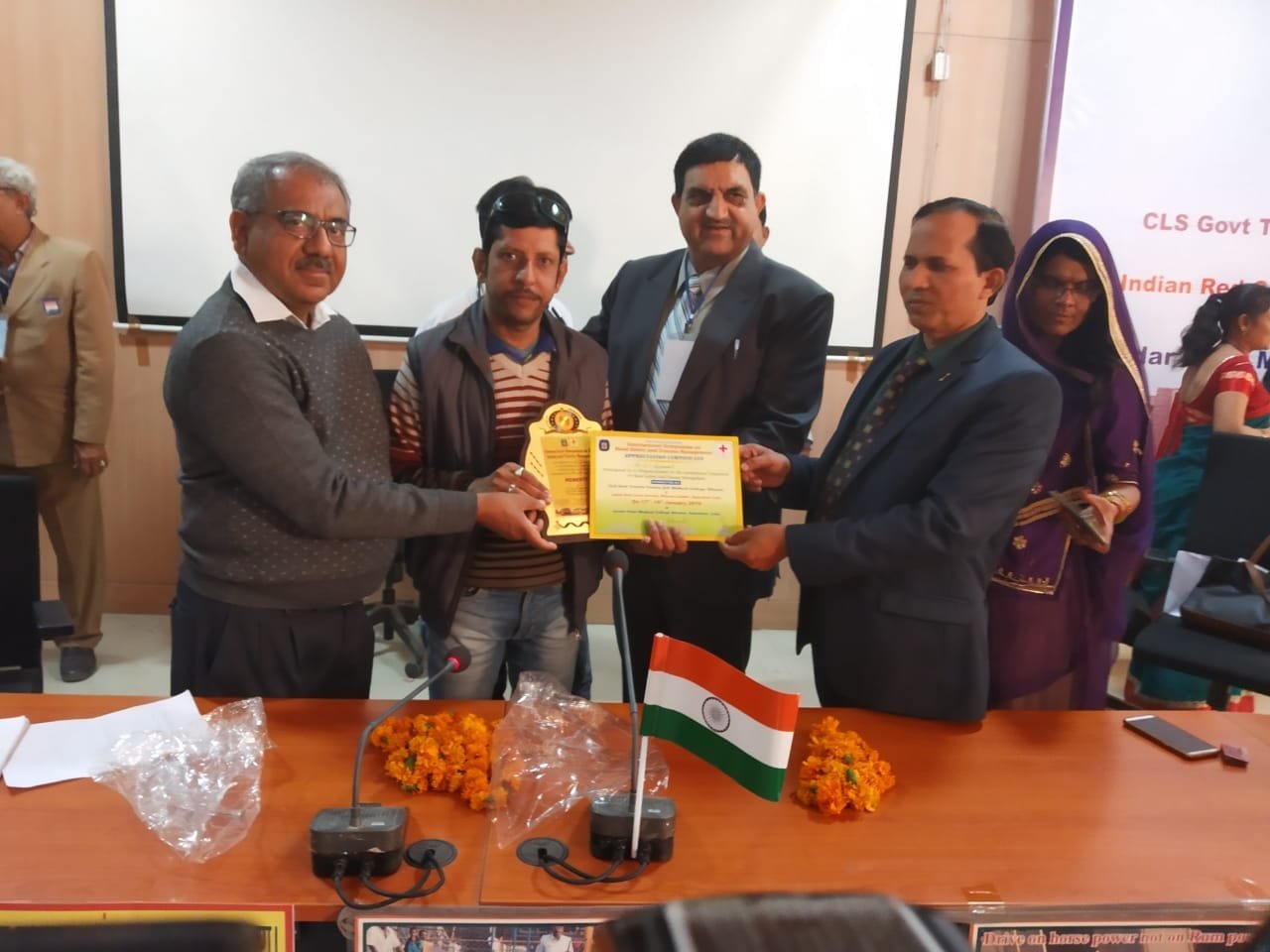 रोड़ सेफ़्टी एंड ट्रोमा मैनेजमेंट पर दो दिवसीय अंतर्राष्ट्रीय सेमिनार का हुआ सम्मान, यूथ वर्ल्ड सोशल समूह ने किया पार्टिसिपेट, अंडमान से मिसेज़ रीता ने रखे सार्थक विचार | New India Times