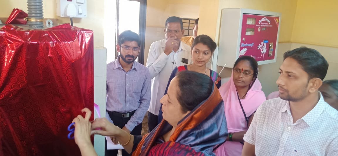 नगराध्यक्षा ने किया पैड केंद्र का लोकार्पण | New India Times