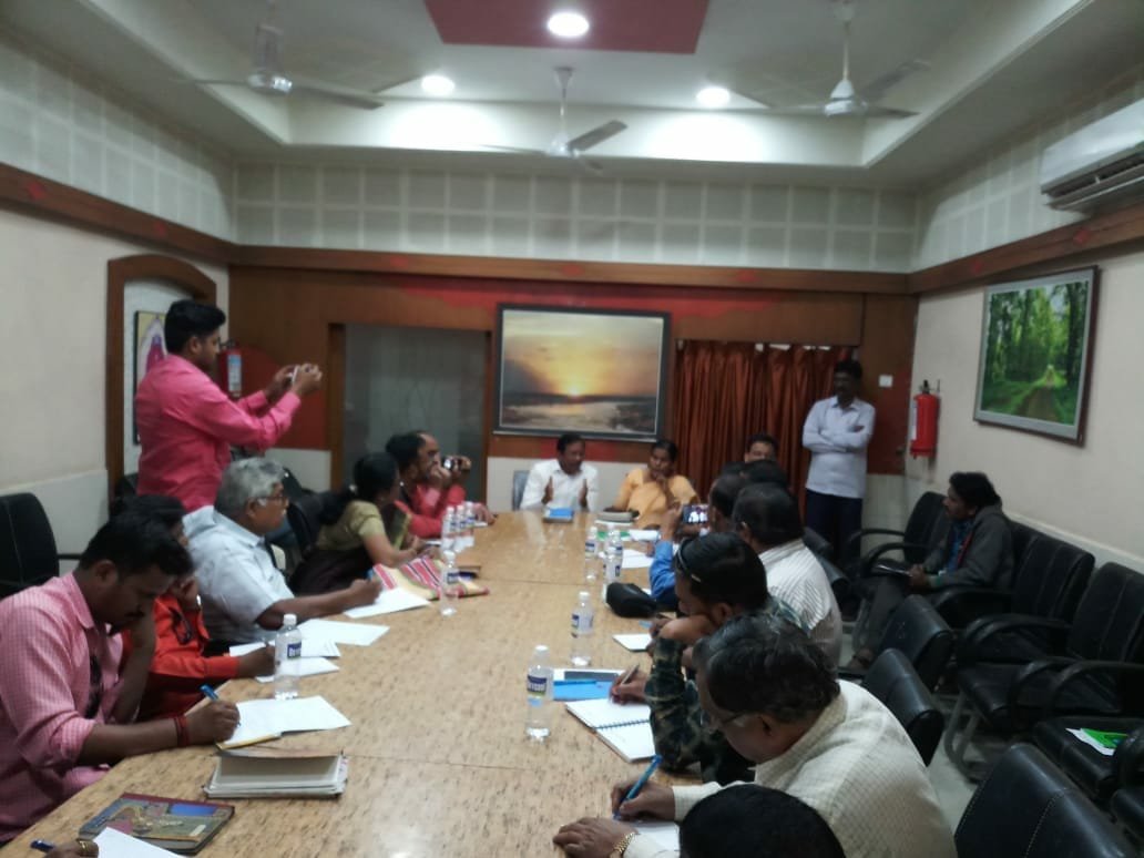 साहित्यिका नयनतारा सहगल को दिया न्योता रद्द करने पर माधुरी अराठे ने मराठी साहित्य संमेलन मंच का किया निषेध, सरकार के दबाव में न्योता रद्द करने का आरोप | New India Times