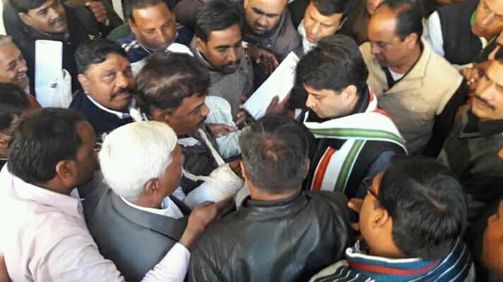 माझी समाज के प्रतिनिधि मंडल ने समस्याओं को लेकर माननीय ज्योतिरादित्य सिंधिया को सौंपा ज्ञापन 2 माझी समाज के प्रतिनिधि मंडल ने समस्याओं को लेकर माननीय ज्योतिरादित्य सिंधिया को सौंपा ज्ञापन | New India Times