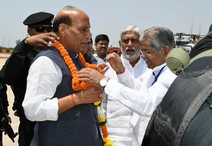 दुनिया की कोई भी ताकत कश्मीर को हमसे अलग नहीं कर सकती: गृहमंत्री राजनाथ सिंह | New India Times