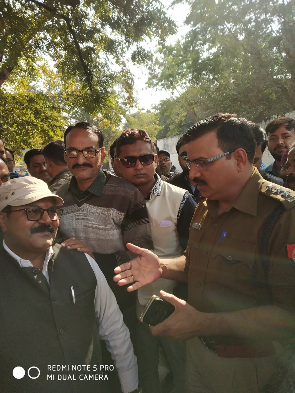 जेल भरो आन्दोलन के तहत बड़ी संख्या में शिक्षकों-कर्मचारियों ने दीं गिरफ्तारियां | New India Times