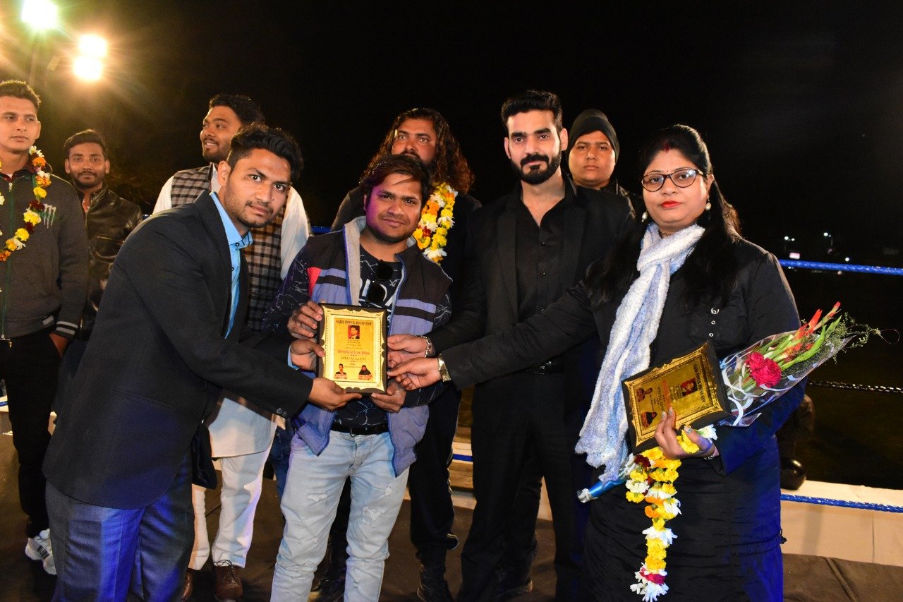 आगरा में पहली बार हुआ रेसलिंग लाइव शो, 18 रेसलरों ने लिया हिस्सा | New India Times