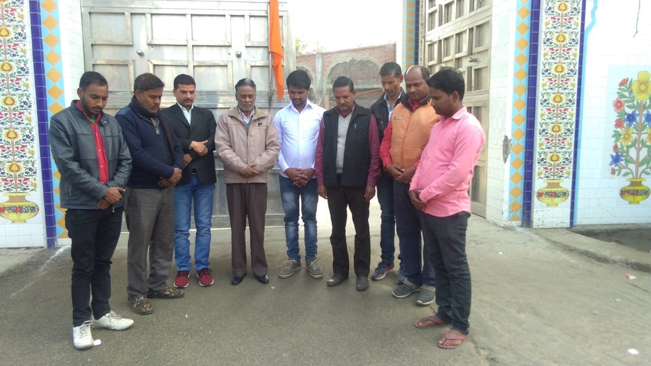 युवा प्रेस क्लब ने शहीद जवानों को शोक सभाकर दी भावभीनी श्रद्धांजलि | New India Times