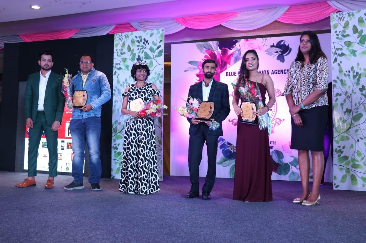 मिसेज यूपी क्वीन- 2019 का ग्रैंड फिनाले संपन्न, महिला सशक्तीकरण की थीम पर आधारित था पूरा कार्यक्रम, कई महिला हस्तियों को किया गया सम्मानित | New India Times