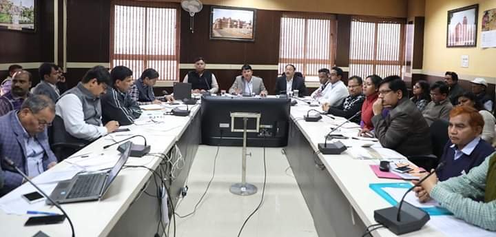 पुलवामा आतंकी हमले मेें शहीद हुए जवानों के परिवारों को कलेक्टर सहित जिला प्रशासन के अधिकारी देंगे एक दिन का वेतन | New India Times