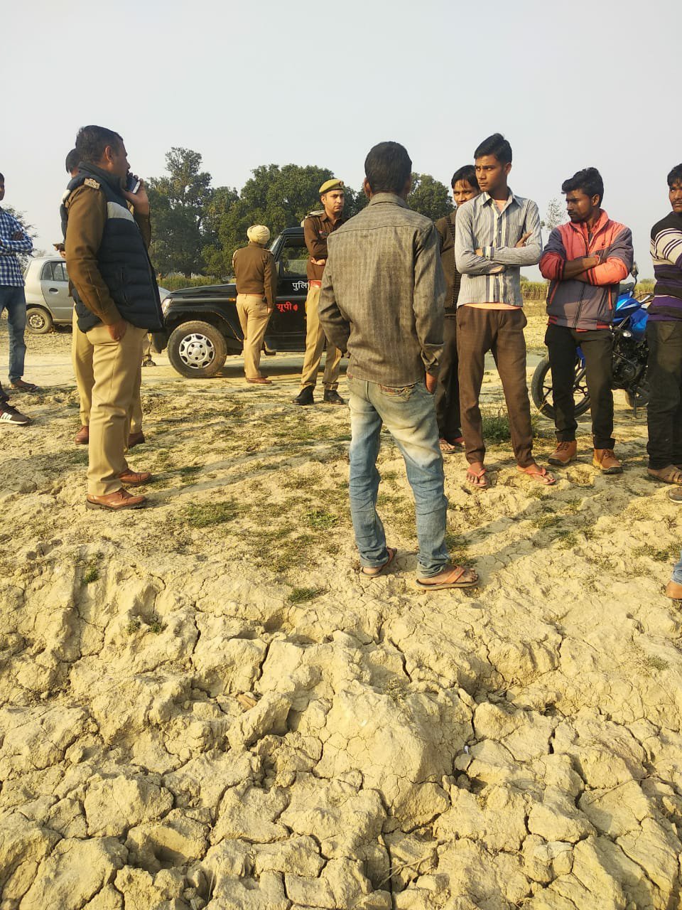 तालाब में शव मिलने से इलाके में फैली सनसनी | New India Times