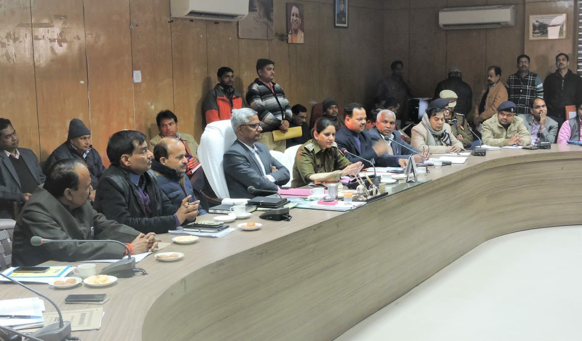 बोर्ड परीक्षाओं की तैयारियों के लेकर समीक्षा गोष्ठी का हुआ आयोजन | New India Times