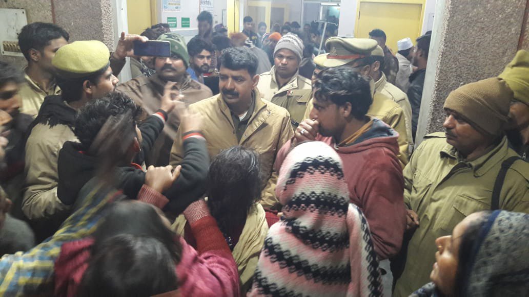 बदमाशों ने चार लोगों को मारी गोली, पुलिस पर लापरवाही बरतने का आरोप | New India Times