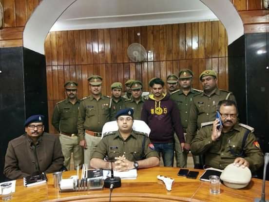 बहराइच गोली कांड: चार लोगों को गोली मारने वाले आरोपी हथियारों सहित गिरफ्तार | New India Times