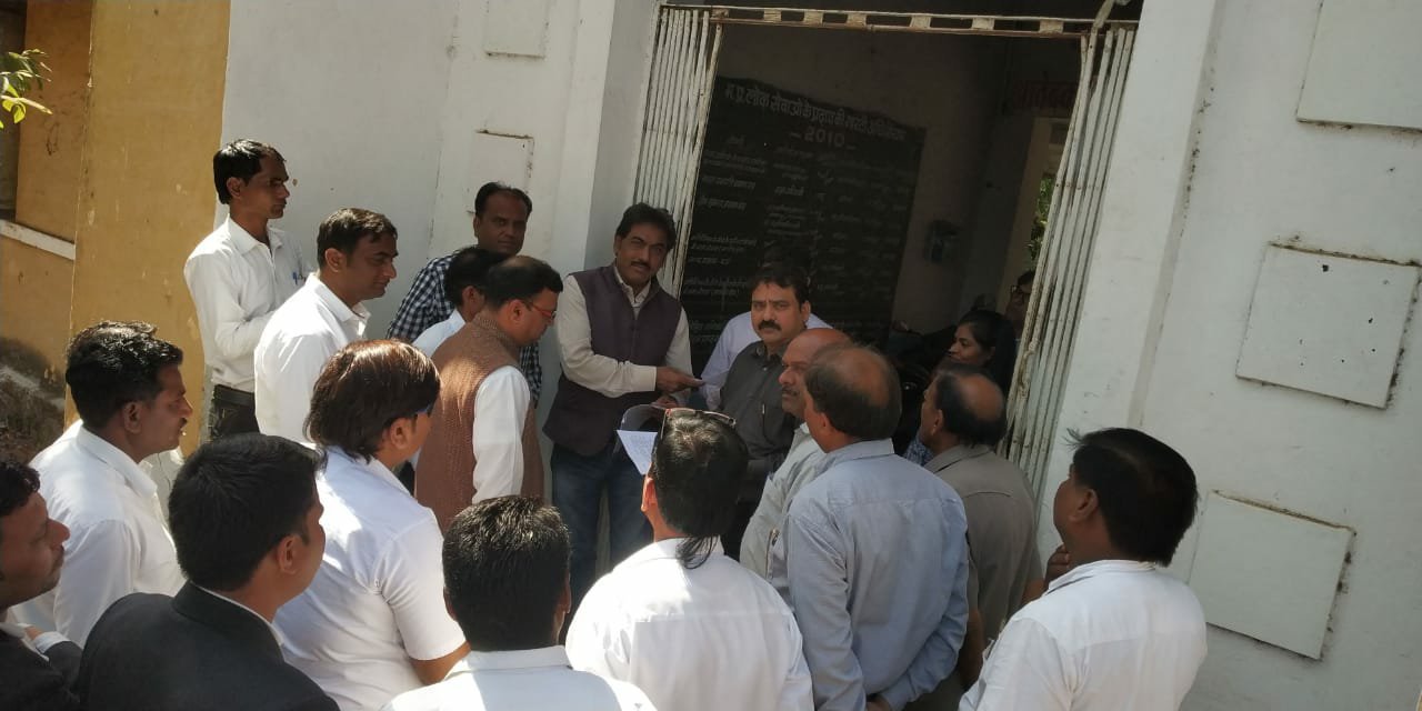 अभिभाषक संघ थांदला ने मनाया प्रतिवाद दिवस | New India Times