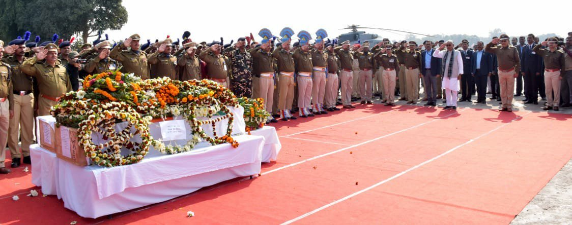 मुख्यमंत्री नितीश कुमार ने राहत कोष से 11 लाख के अलावा 25 लाख एवं अन्य सहयोग बिहार के शहीदों के परिजनों को देने की घोषणा 2 मुख्यमंत्री नितीश कुमार ने राहत कोष से 11 लाख के अलावा 25 लाख एवं अन्य सहयोग बिहार के शहीदों के परिजनों को देने की घोषणा | New India Times