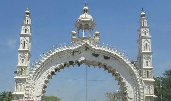 सुविधाओं के अभाव में बेबसी के आलम में जीने को मजबूर हैं लहरपुर वासी | New India Times