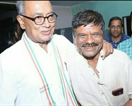 भोपाल लोकसभा सीट से पूर्व मुख्यमंत्री दिग्विजय सिंह के चुनावी दंगल में उतरने से भाजपा ख़ेमे में मची हल चल | New India Times