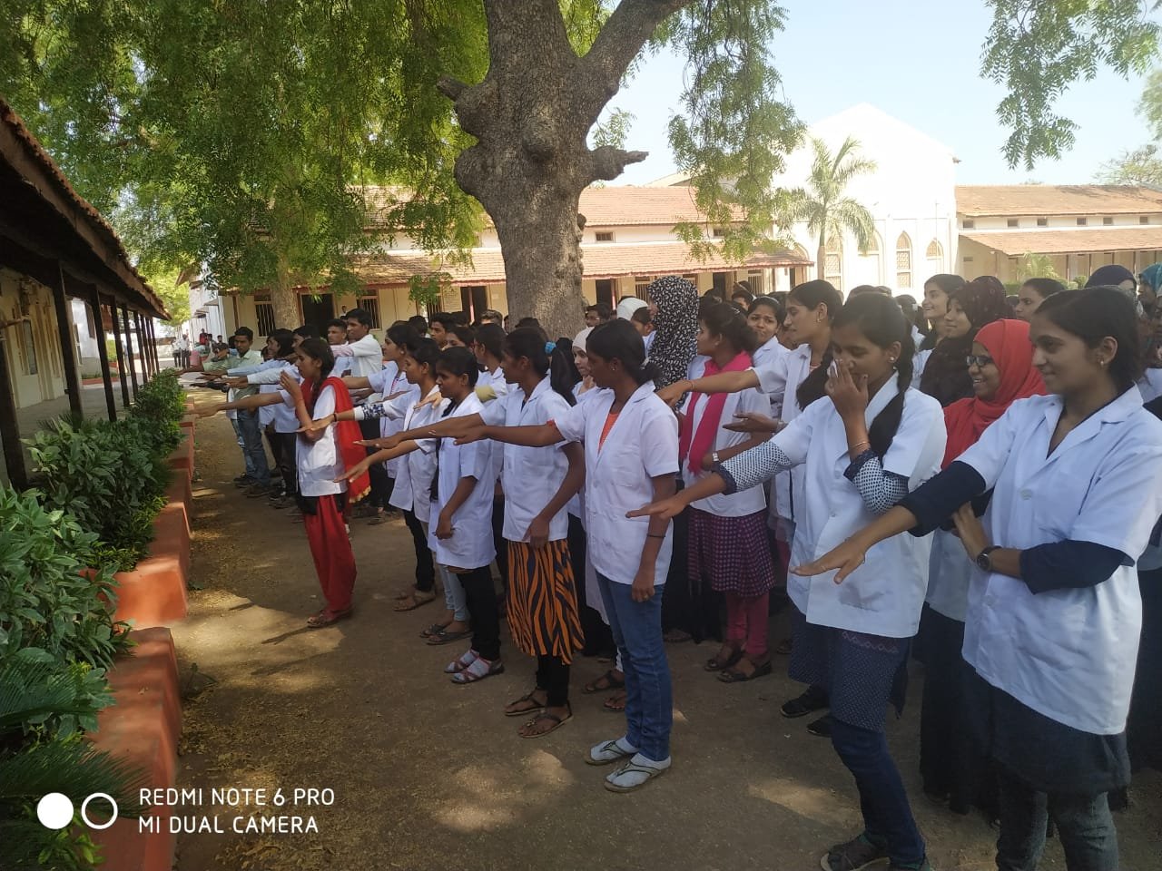 प्रदर्शन के माध्यम से काॅलेज के छात्रों को VVPAT मशीन की दी गई जानकारी | New India Times