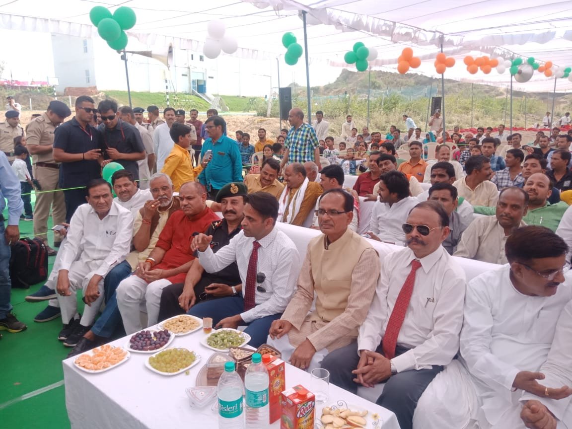 भाजपा देशभर में 300 सीटें जीतेगी, एनडीए पुनः सरकार बनाएगा और नरेंद्र मोदी एक बार फिर प्रधानमंत्री होंगे: पूर्व मुख्यमंत्री शिवराज सिंह चौहान | New India Times