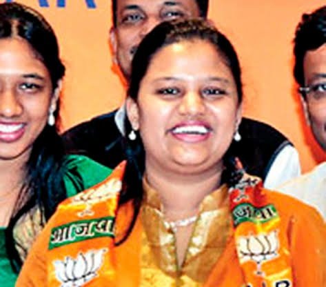 नंदुरबार लोकसभा सीट से वर्तमान सांसद हिना गावित को उम्मीदवार बनाए जाने का मराठा क्रांति मोर्चा ने किया विरोध, भाजपा के खिलाफ चुनाव प्रचार की दी चेतावनी | New India Times