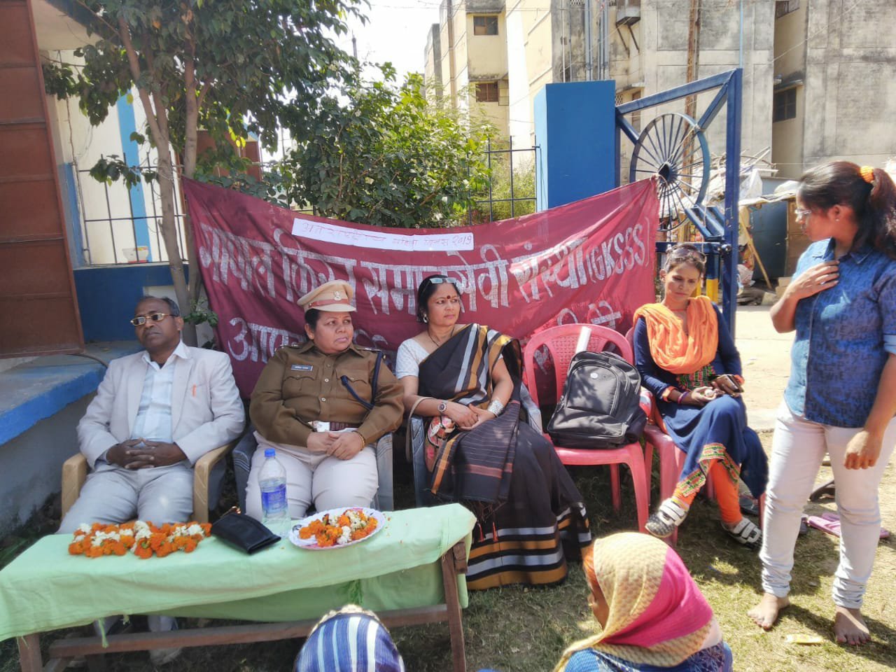 गोपाल किरण समाज सेवी संस्था ग्वालियर द्वारा अंतर्राष्ट्रीय महिला दिवस पर कार्यक्रम आयोजित, "दुनिया की लगभग आधी आबादी महिलाओं की है, इसलिए जब तक उनका समुचित विकास नहीं होता तब तक कोई भी देश चहुंमुखी विकास नहीं कर सकता": श्रीप्रकाश सिंह निमराजे | New India Times