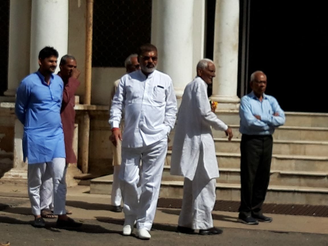 कांग्रेस के महामंत्री श्री राजेन्द्र सिंह नाती ने ग्वालियर रेलवे स्टेशन पर किया ज्योतिरादित्य सिंधिया का भव्य स्वागत | New India Times