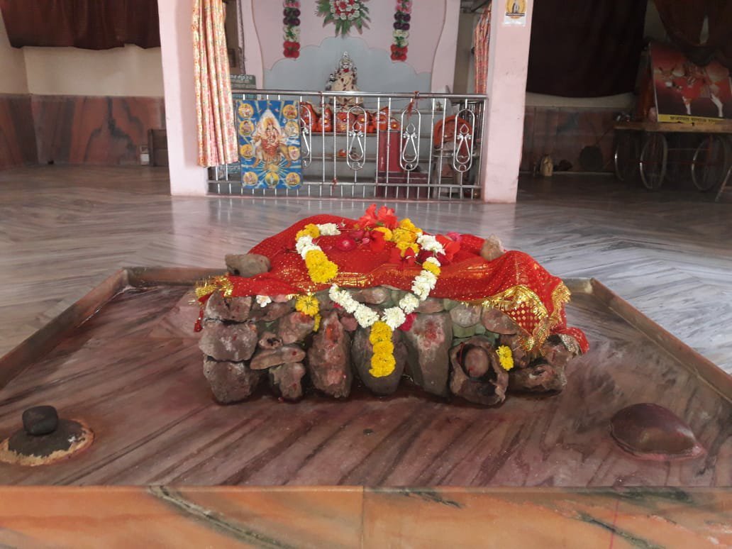 कल मनाई जाएगी शीतला सप्तमी, मंदिराें में उमड़ेगी श्रद्धालुओं की भीड़ | New India Times