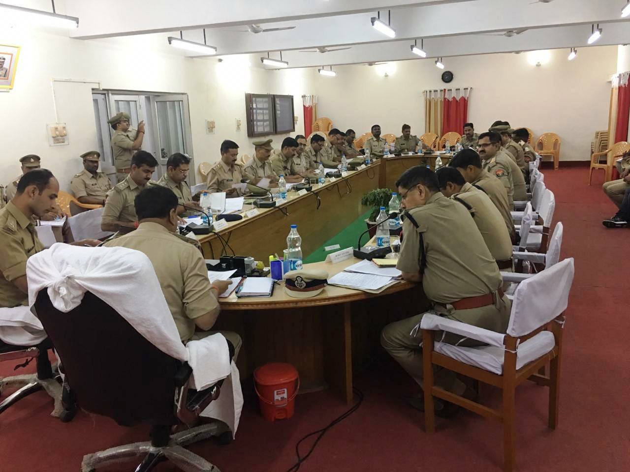 आगामी लोकसभा चुनाव को लेकर चुर्क पुलिस लाईन में हुआ गोष्ठी का आयोजन | New India Times