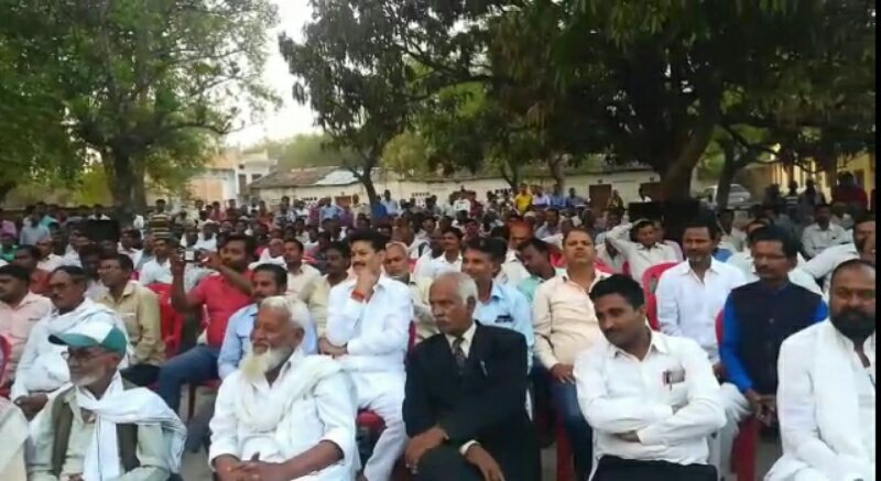 जनसत्ता दल लोकतांत्रिक के अध्यक्ष राजा भैया ने पार्टी के लोकसभा प्रत्याशी अक्षय प्रताप सिंह गोपाल के समर्थन में किया कार्यकर्ता सम्मेलन को संबोधित | New India Times