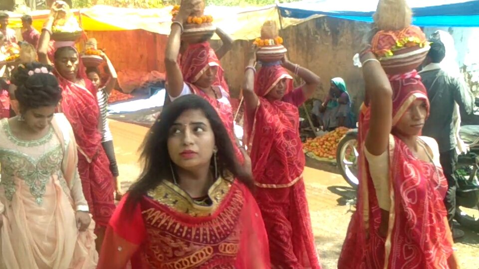 मेघनगर में ऐतिहासिक कलश यात्रा के साथ सात दिवसीय धार्मिक कार्यक्रम का हुआ श्री गणेश | New India Times