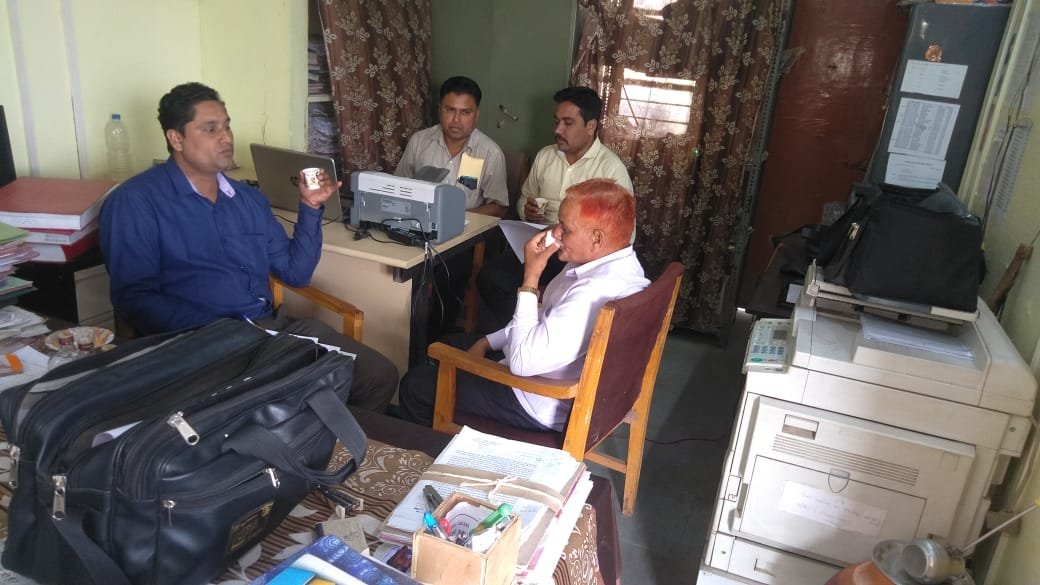 कृषि विभाग का अधिकारी पांच हजार रुपये रिश्वत लेते हुए रंगे हाथों गिरफ्तार | New India Times