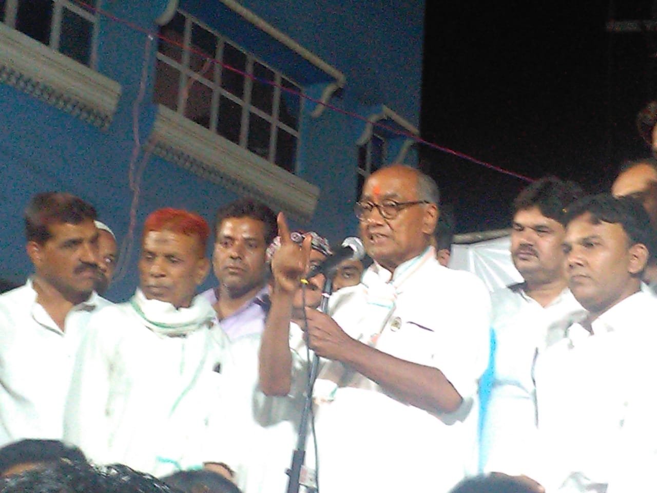 भोपाल में कांग्रेसी प्रत्याशी दिग्विजय सिंह ने जनसभा को किया संबोधित | New India Times