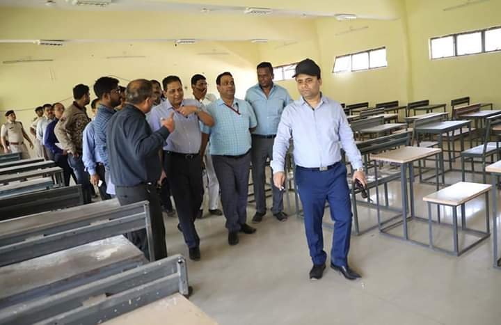 निर्वाचन आयोग द्वारा नियुक्त प्रेक्षकों (ऑब्ज़र्वर) ने मतगणना स्थल का किया निरीक्षण | New India Times