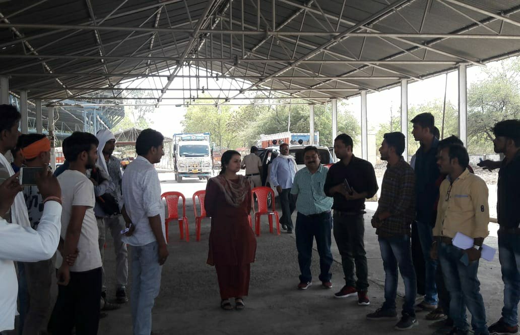 देवरी मंडी में खरीदी केंद्रों का कलेक्टर ने किया औचक निरीक्षण | New India Times