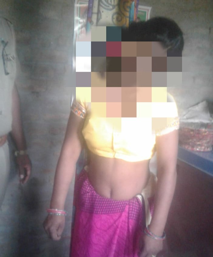 प्रताड़ना से तंग आकर विवाहित ने लगाई फांसी, पिता ने पति पर लगाया प्रताड़ना का आरोप | New India Times