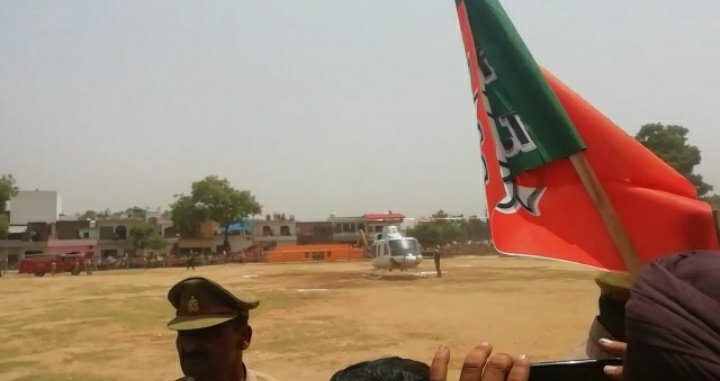 कांग्रेस के डीएनए में झूठ घुस गया है: योगी आदित्यनाथ, मोहम्मदी के रामलीला मैदान में भाजपा लोकसभा प्रत्याशी रेखा वर्मा के समर्थन में विजय शंखनाद जनसभा को सीएम योगी आदित्यनाथ ने किया संबोधित 2 कांग्रेस के डीएनए में झूठ घुस गया है: योगी आदित्यनाथ, मोहम्मदी के रामलीला मैदान में भाजपा लोकसभा प्रत्याशी रेखा वर्मा के समर्थन में विजय शंखनाद जनसभा को सीएम योगी आदित्यनाथ ने किया संबोधित | New India Times