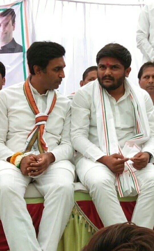 मैं सरदार वल्लभ भाई पटेल और महात्मा गांधी के गुजरात से आया हूँ: हार्दिक पटेल, झाबुआ जिला के रायपुरिया में हार्दिक पटेल ने विशाल चुनावी जन सभा को किया संबोधित | New India Times