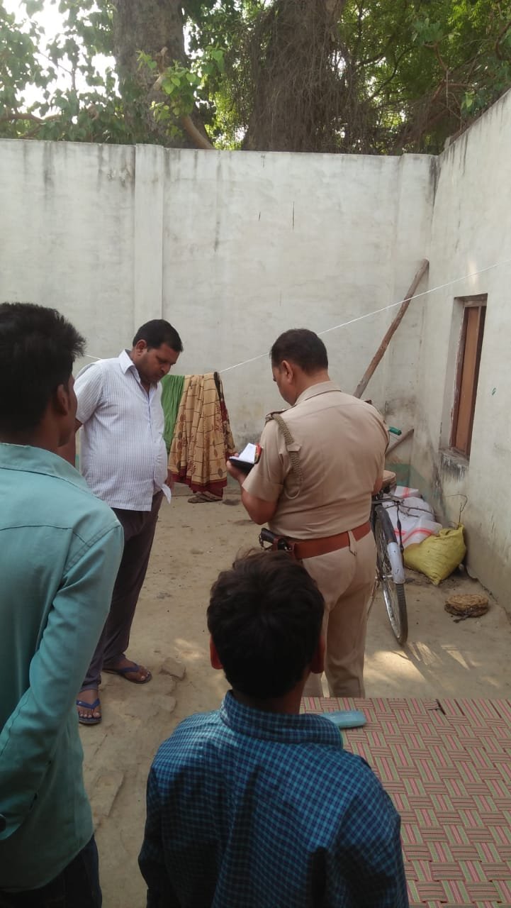 थाने से कुछ ही दूरी पर स्थित मकान में हुई लाखों की चोरी | New India Times