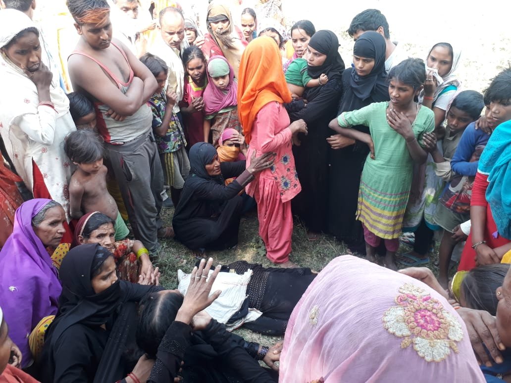 ट्रक की चपेट में आने से बाइक सवार एक महिला की मौत, चालक घायल | New India Times