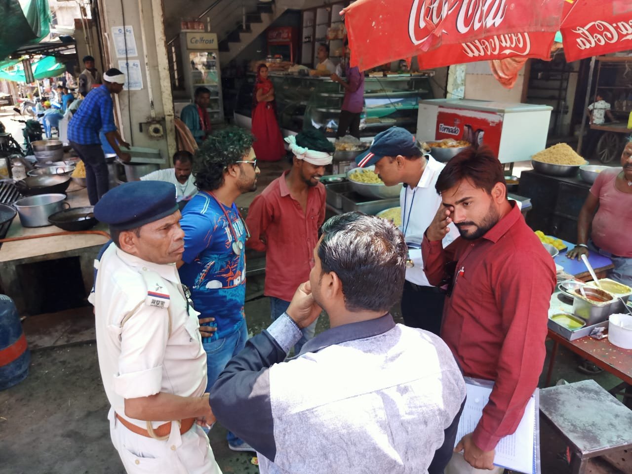 तंबाकू नियंत्रण कानून के तहत मेघनगर में सिगरेट एवं तंबाकू सेवन व बेचने वालों पर हुई कार्रवाई, कोटपा एक्ट के तहत कई दुकानदारों के चालान बने व तंबाकू सेवन करने वालों को समझाया | New India Times