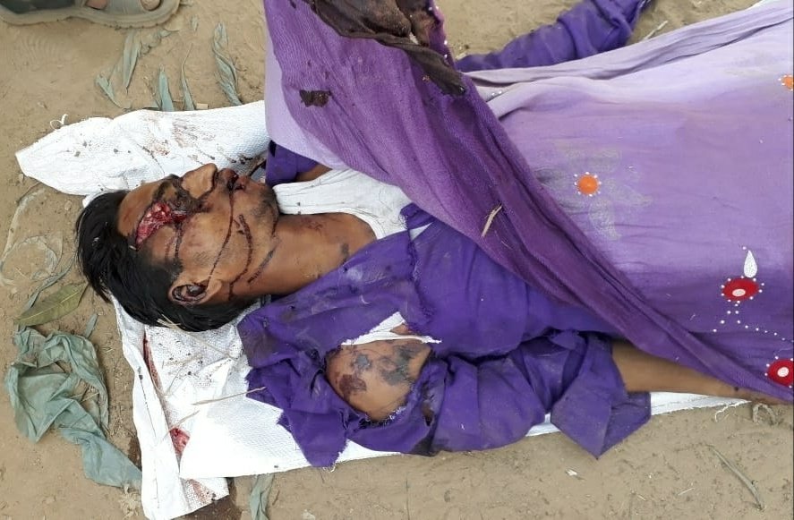 तेज रफ्तार डीसीएम ने बाइक को मारी टक्कर, दो की मौत दो घायल | New India Times