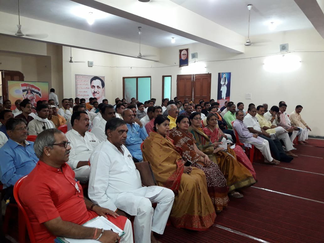 पहले मोदी जी को नाम से जानते थे आज काम से पहचानते हैं: श्री सतीश | New India Times