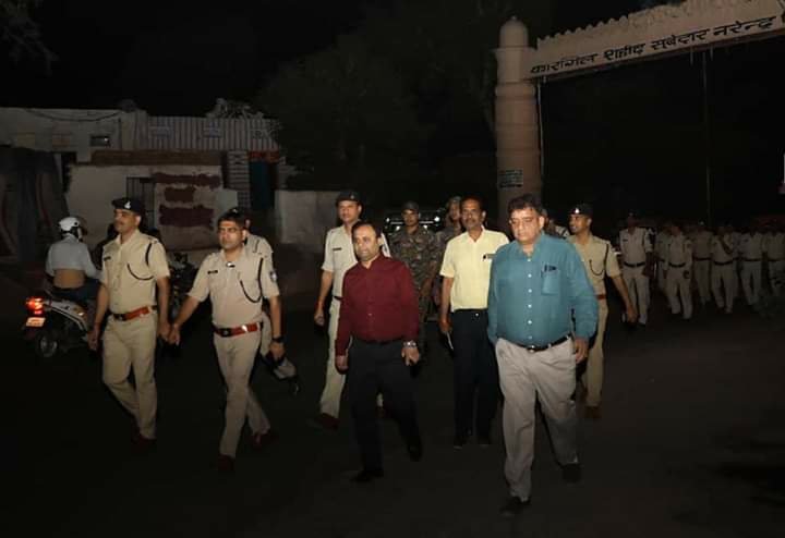 लोकसभा चुनाव के लिए 12 मई होने वाले मतदान को दृष्टिगत रखते हुए पुलिस ने किया फ्लैग मार्च 2 लोकसभा चुनाव के लिए 12 मई होने वाले मतदान को दृष्टिगत रखते हुए पुलिस ने किया फ्लैग मार्च | New India Times