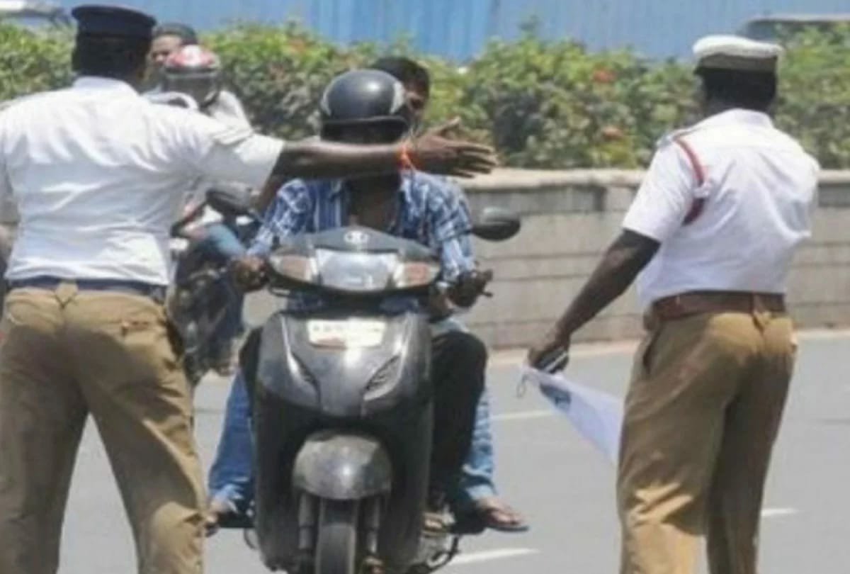 लखनऊ में कैसे सुधरेगी ट्रैफिक व्यवस्था, दो चौराहों पर ही रोज तोड़े जा रहे लगभग 7000 बार ट्रैफिक नियम??? | New India Times