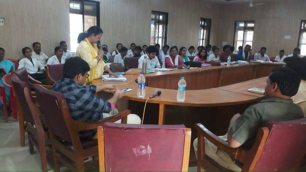 छपारा एवं लखनादौन स्वास्थ्य केंद्रों का निरीक्षण एवं समीक्षा बैठक में चार लापरवाह कर्मचारियों के विरुद्ध हुई कार्यवाही | New India Times