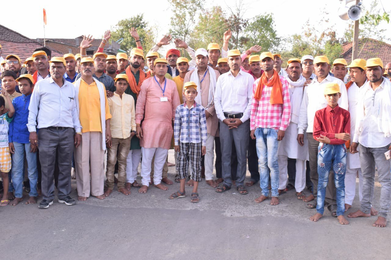 करहैया राम कथा में हुआ हिंगलाज सेना के संस्थापक जगतगुरु शंकराचार्य का अपनी ही संस्था द्वारा आत्मीय स्वागत | New India Times