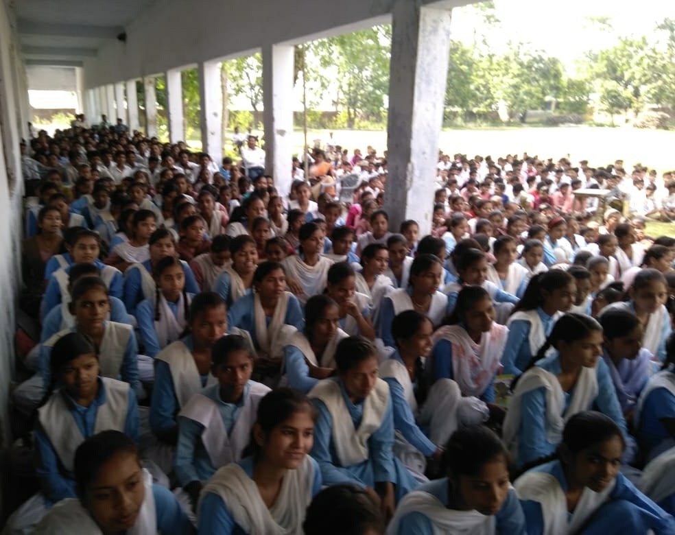 वाहन चलाते समय न करें मोबाइल पर बात: अशोक सक्सेना, सड़क सुरक्षा जागरूकता अभियान के तहत हुआ सेमिनार का आयोजन | New India Times