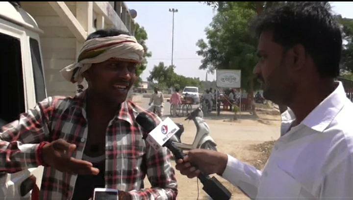 वर्दी की हनक दिखाकर किसानों से हो रही है जमकर अवैध वसूली 4 वर्दी की हनक दिखाकर किसानों से हो रही है जमकर अवैध वसूली | New India Times