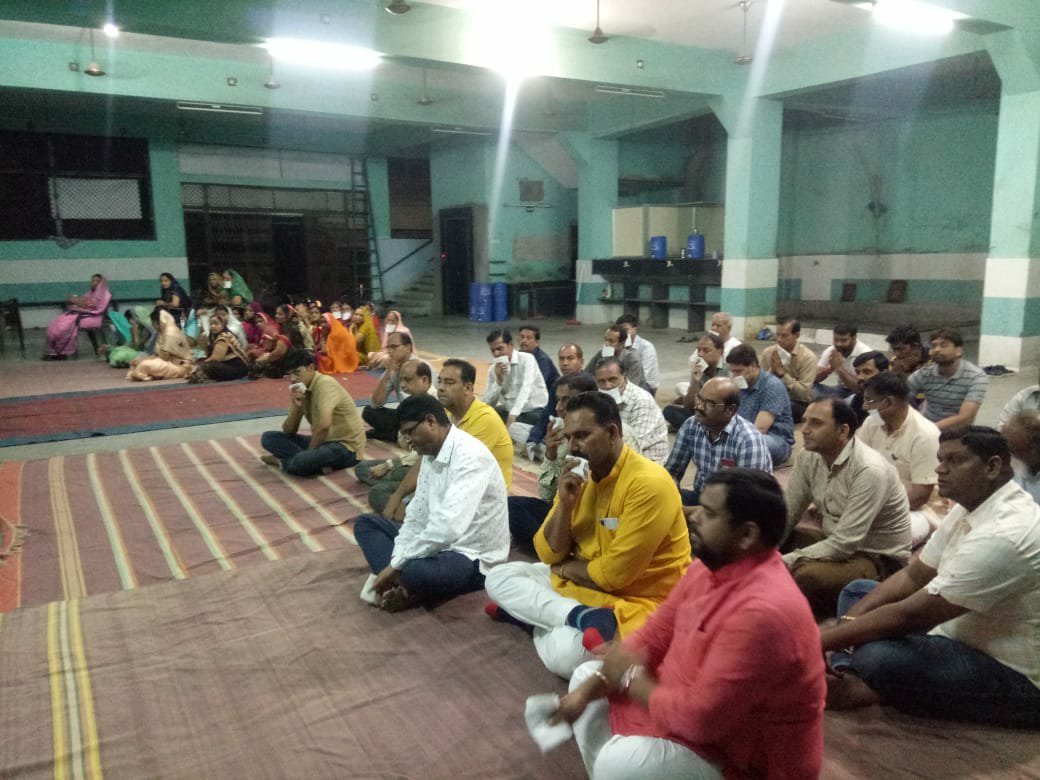 बड़ौदा निवासी संजय बरमेचा के स्वास्थ्य होने की कामना के लिए थान्दला जैन श्रीसंघ ने किए नवकार महामंत्र के जाप | New India Times