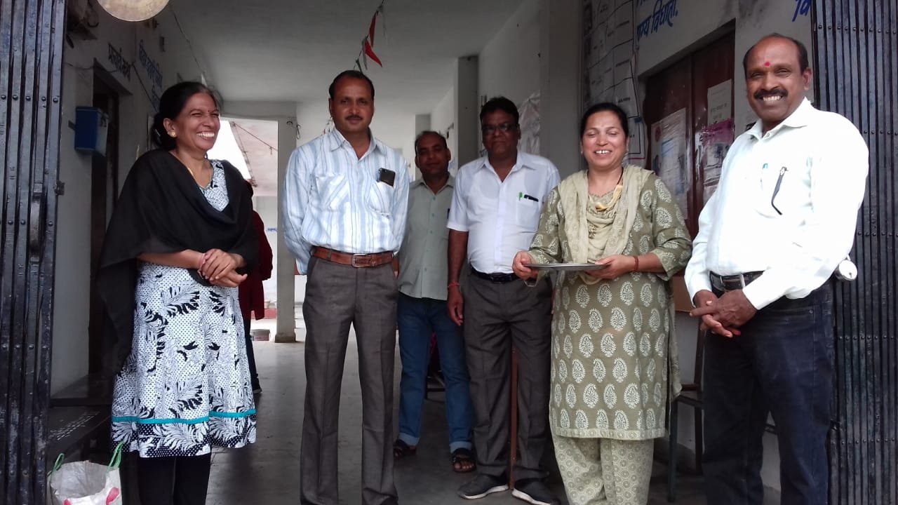 "स्कूल चले हम" के तहत शालाओं में मनाया गया प्रवेशोत्सव | New India Times